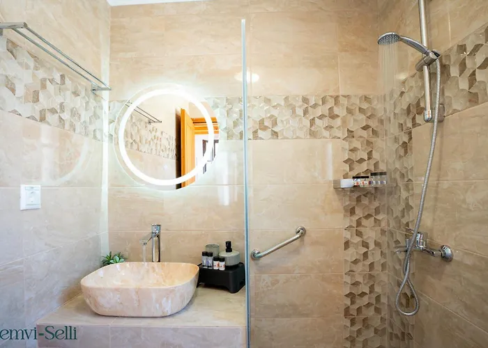 別荘 Remvi Seaside Chalki Town