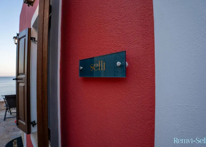 Remvi Seaside * Chalki Town