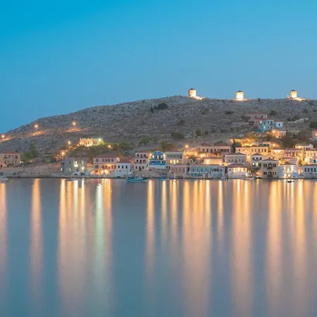 Feriehus Remvi Seaside Chalki Town