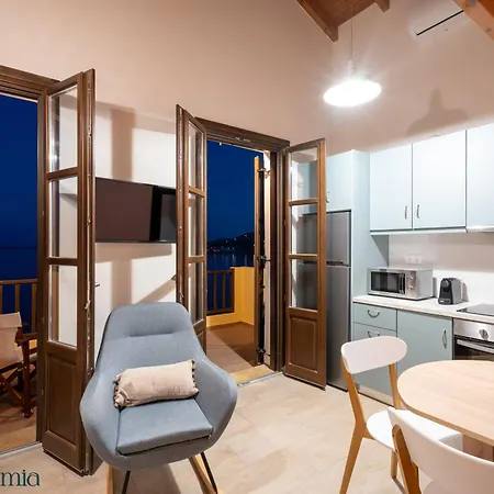 Remvi Seaside Σπίτι διακοπών Χάλκη