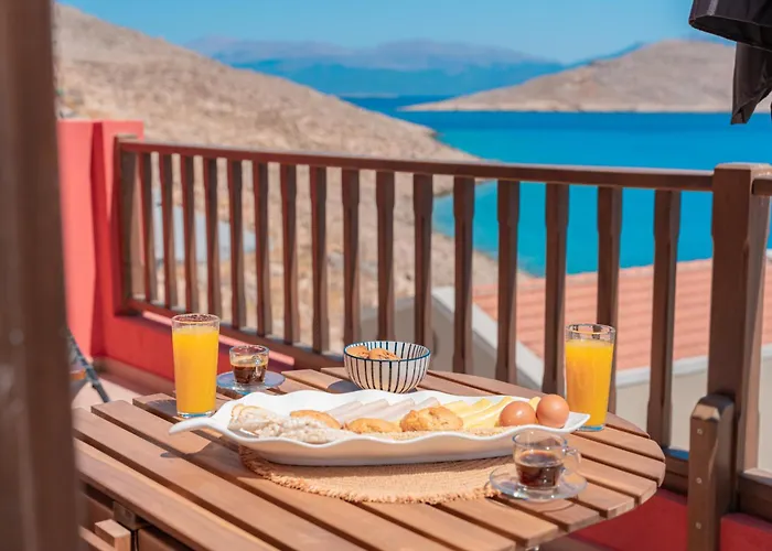 Remvi Seaside * Chalki Town