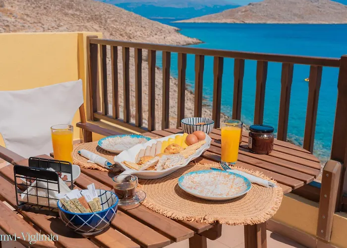 Remvi Seaside Casa de Férias Chalki Town